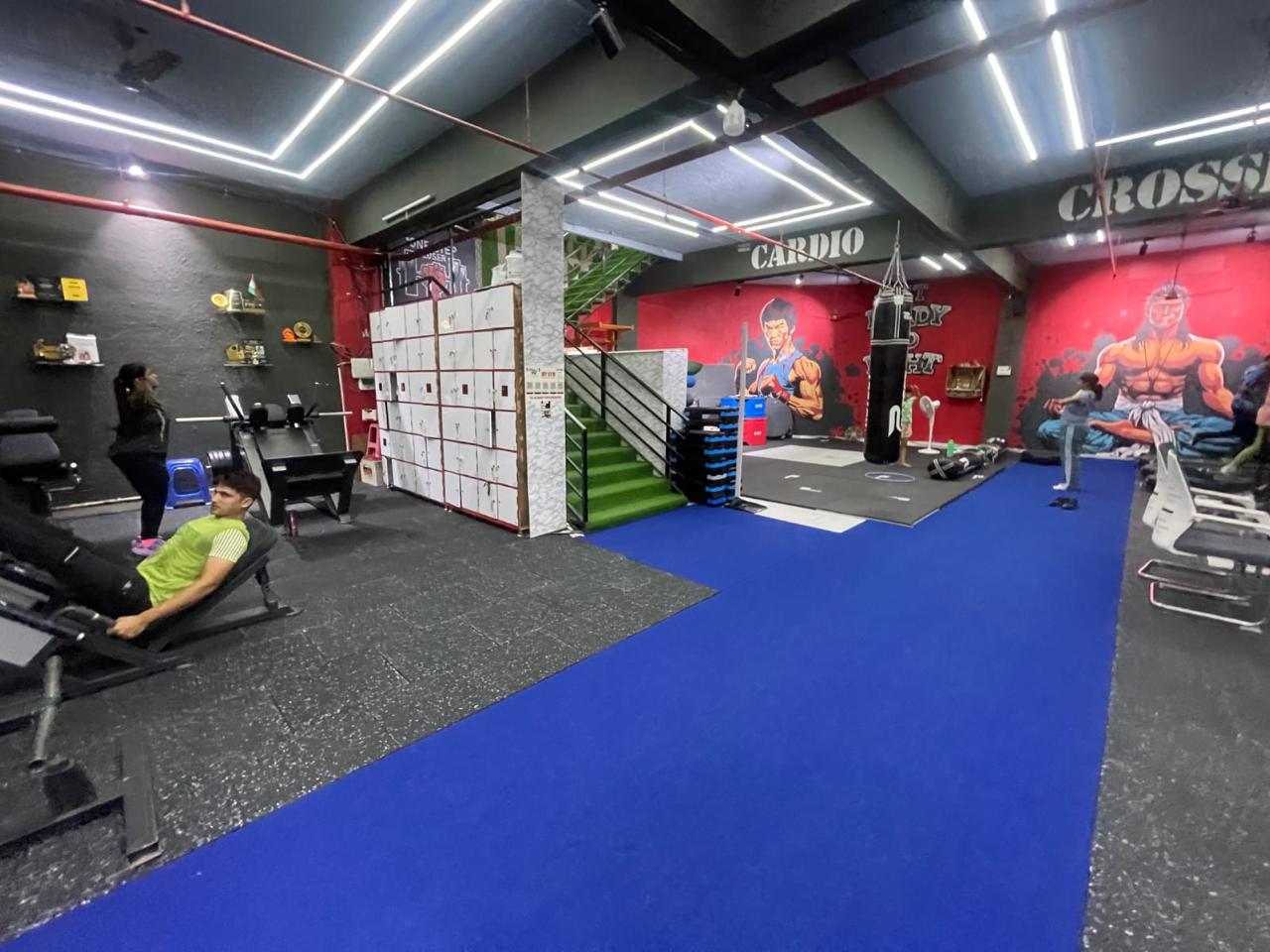 MY GYM FITNESS STUDIO Floor